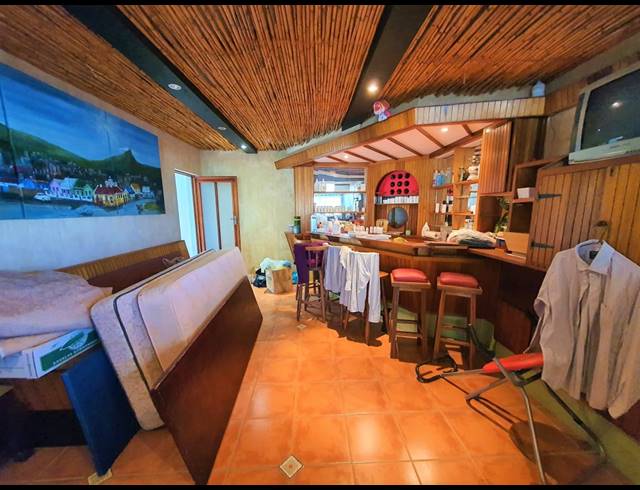 5 BEDROOM HOUSE FOR SALE IN PAROW NORTH